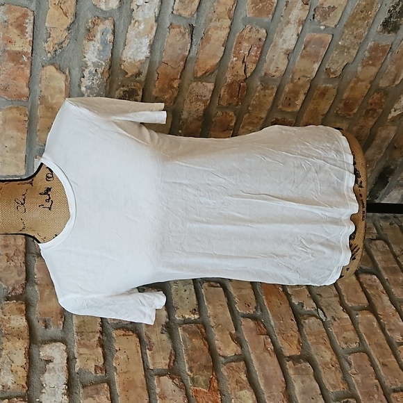 Zara Tops - Zara short sleeve white tee shirt size Medium